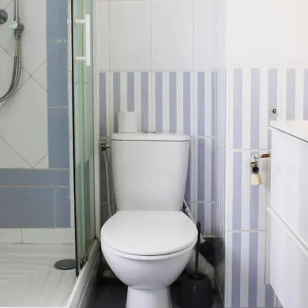 بيت للعطل Lovely And Spacious 140 M House In 12th *