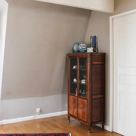 Lovely And Spacious 140 M House In 12th
